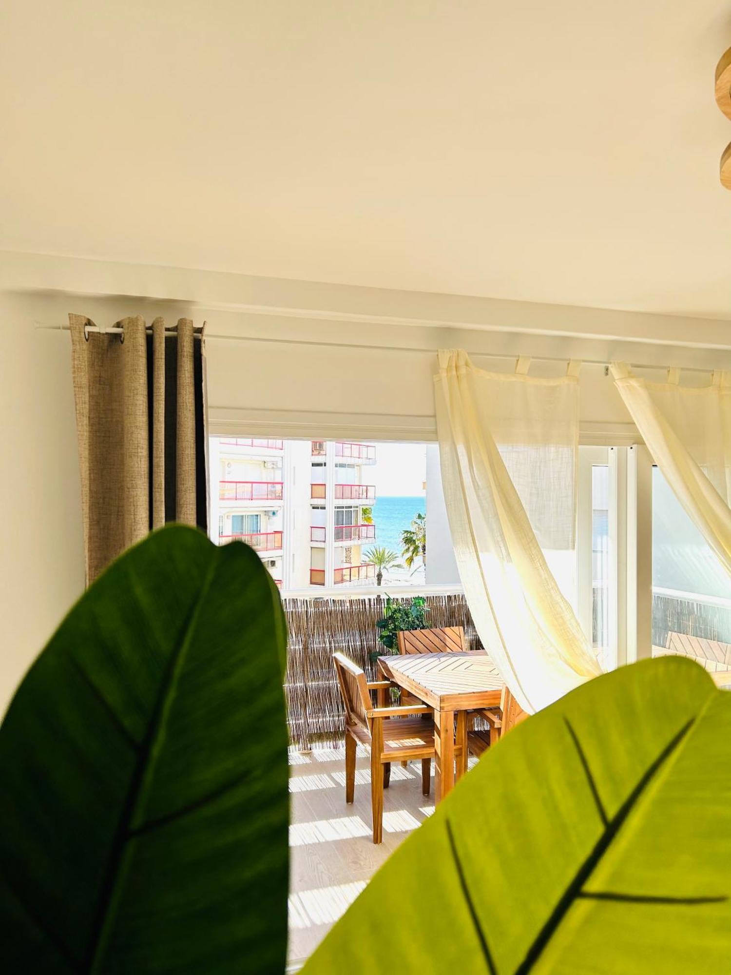& Port Aventura & Ferrari Land 6-8 Pers Apartment Salou